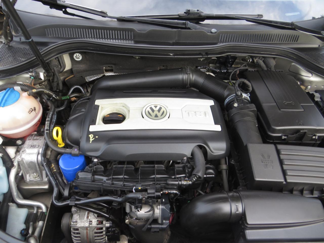 Volkswagen CC 4dr Sdn DSG R-Line 2014