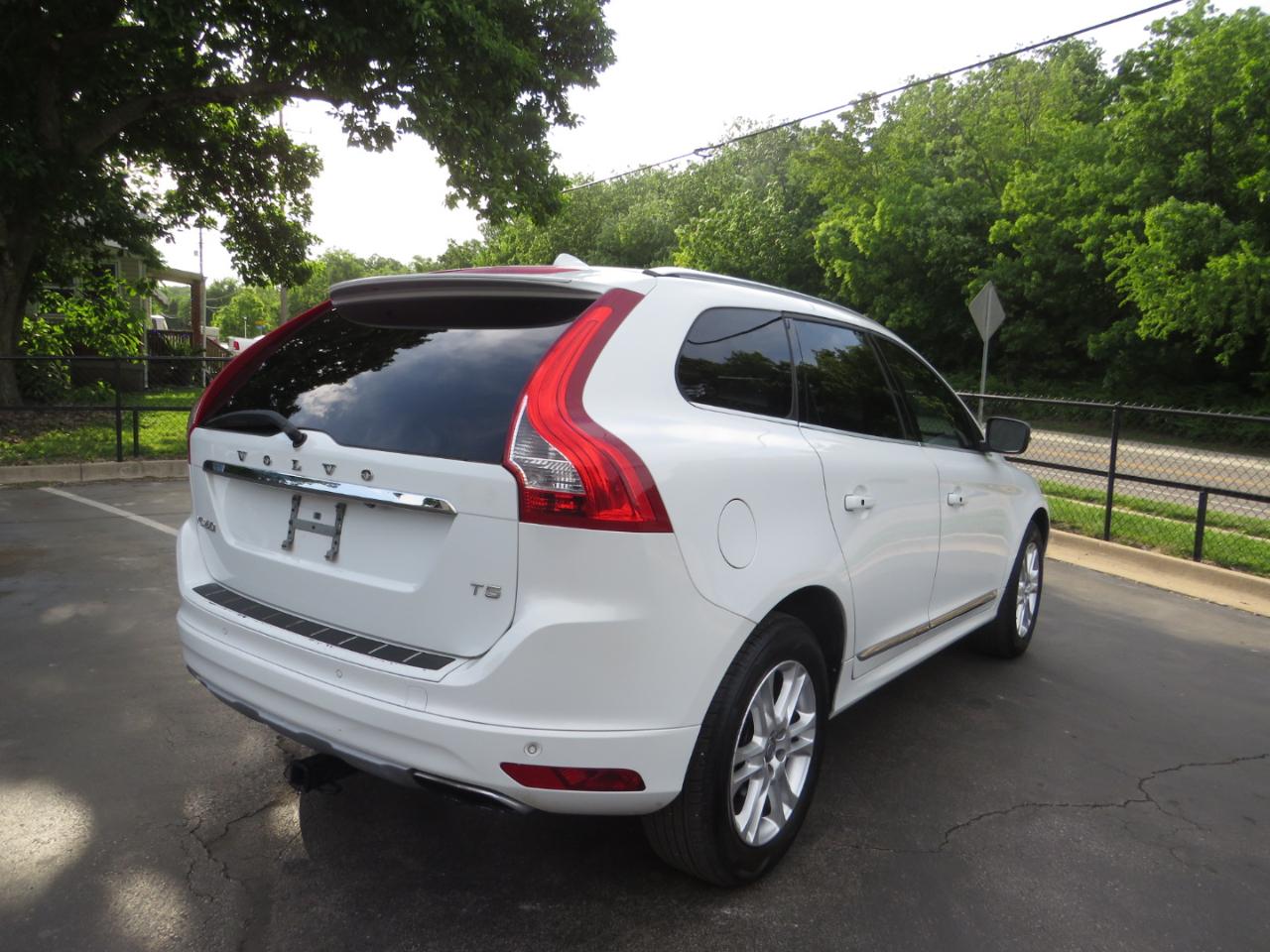 Volvo XC60 FWD 4dr T5 Drive-E Premier 2016