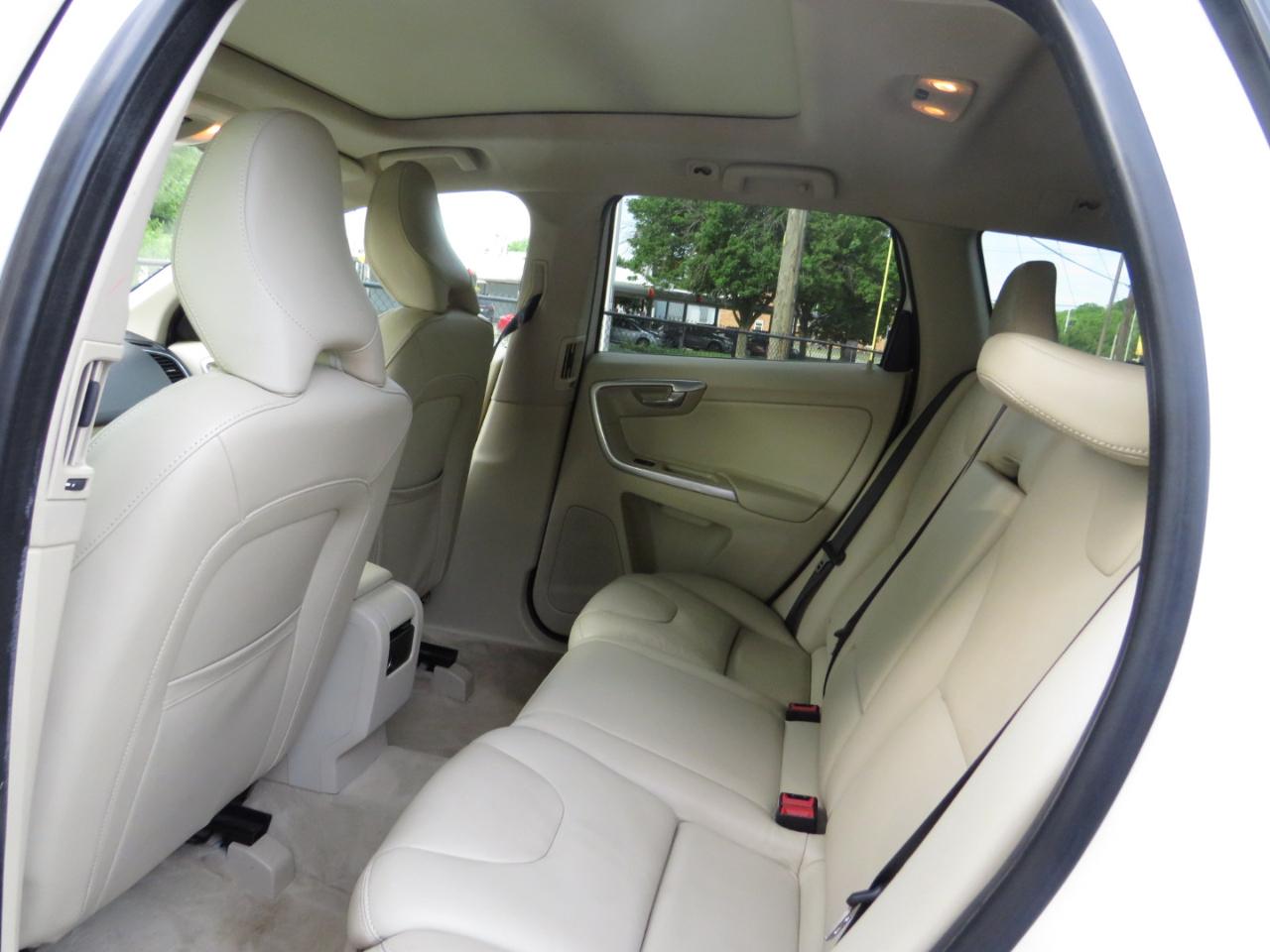 Volvo XC60 FWD 4dr T5 Drive-E Premier 2016