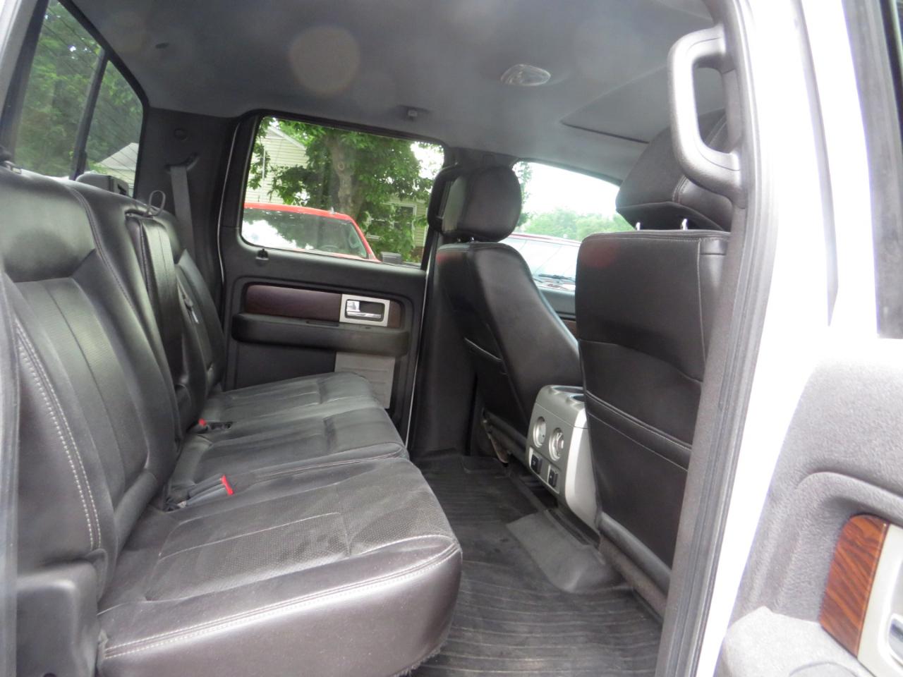 Ford F-150 4WD SuperCrew 145" Platinum 2012