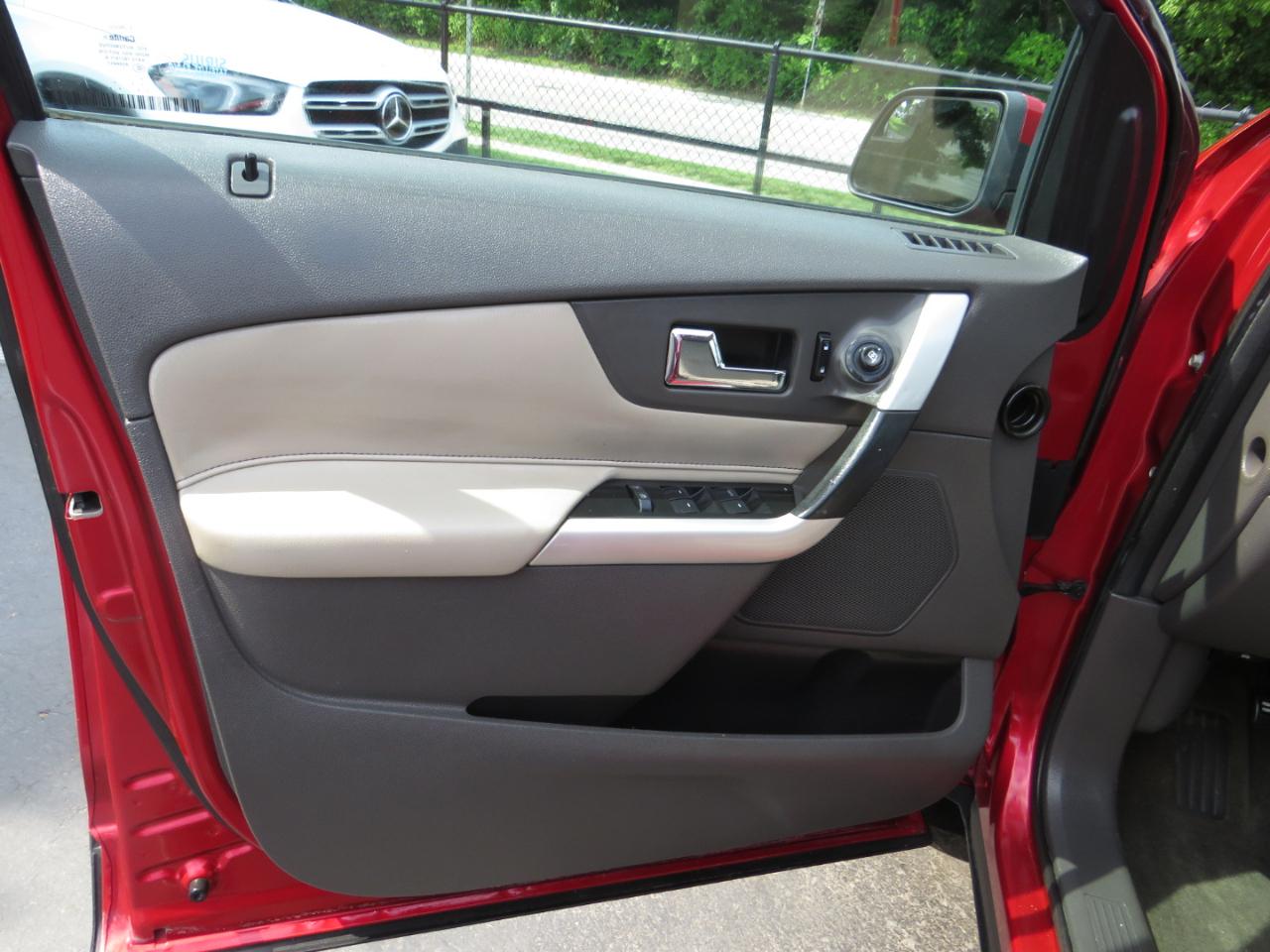 Ford Edge 4dr SEL FWD 2012