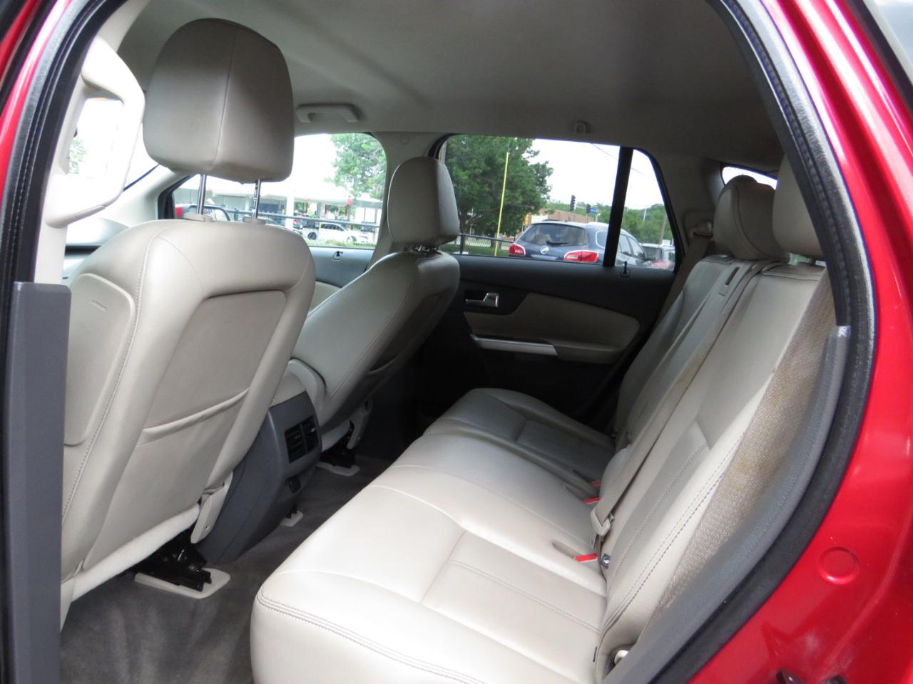 Ford Edge 4dr SEL FWD 2012