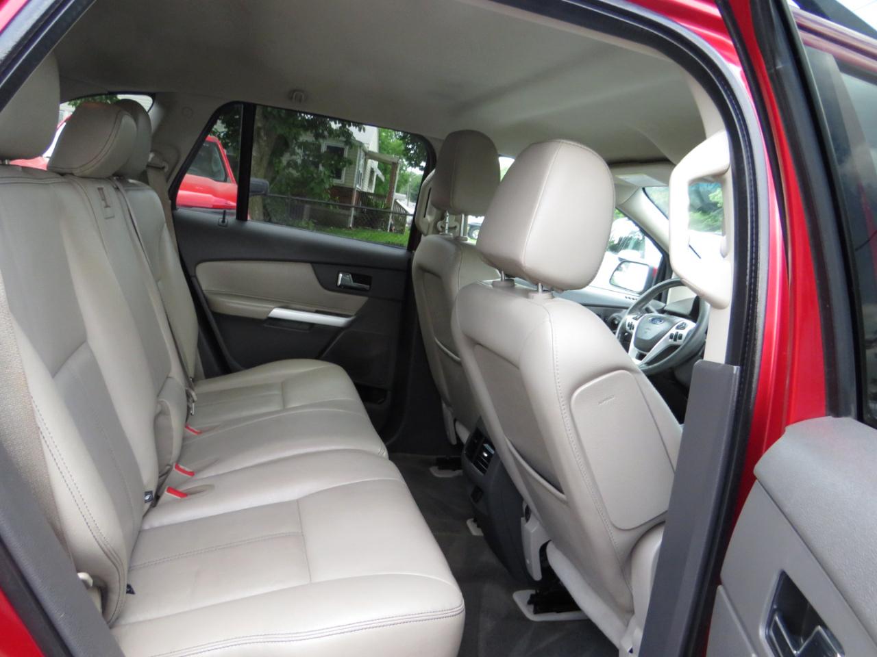 Ford Edge 4dr SEL FWD 2012