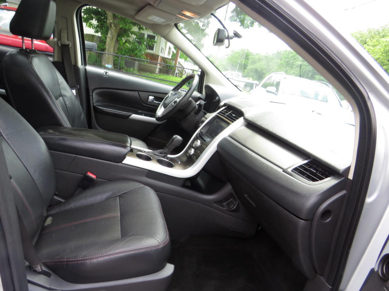 Ford Edge 4dr SEL FWD 2011