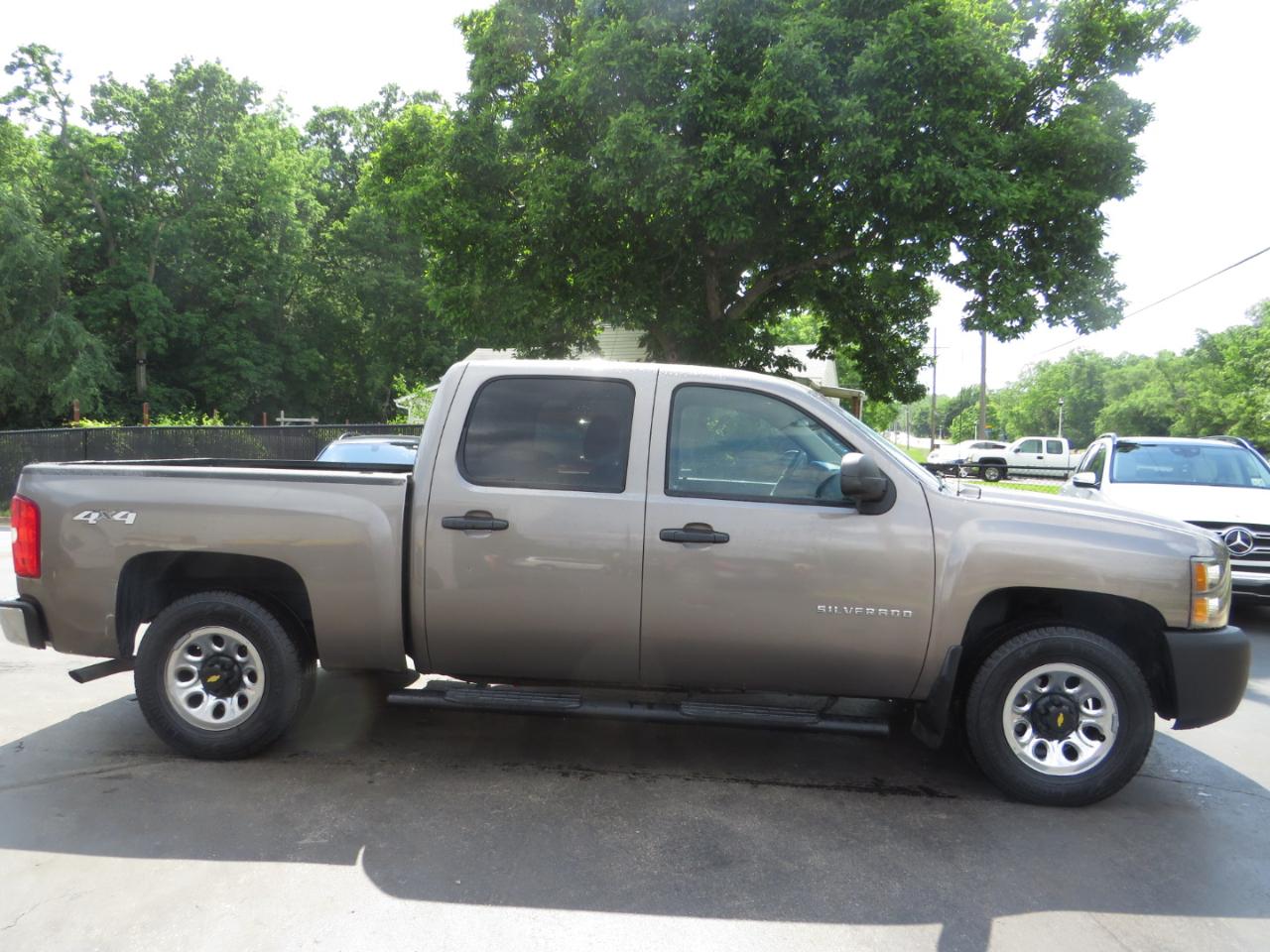 Chevrolet Silverado 1500 4WD Crew Cab 143.5" LS 2013
