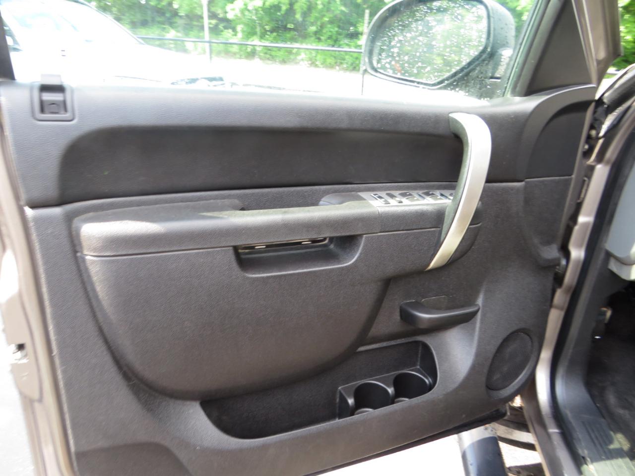 Chevrolet Silverado 1500 4WD Crew Cab 143.5" LS 2013