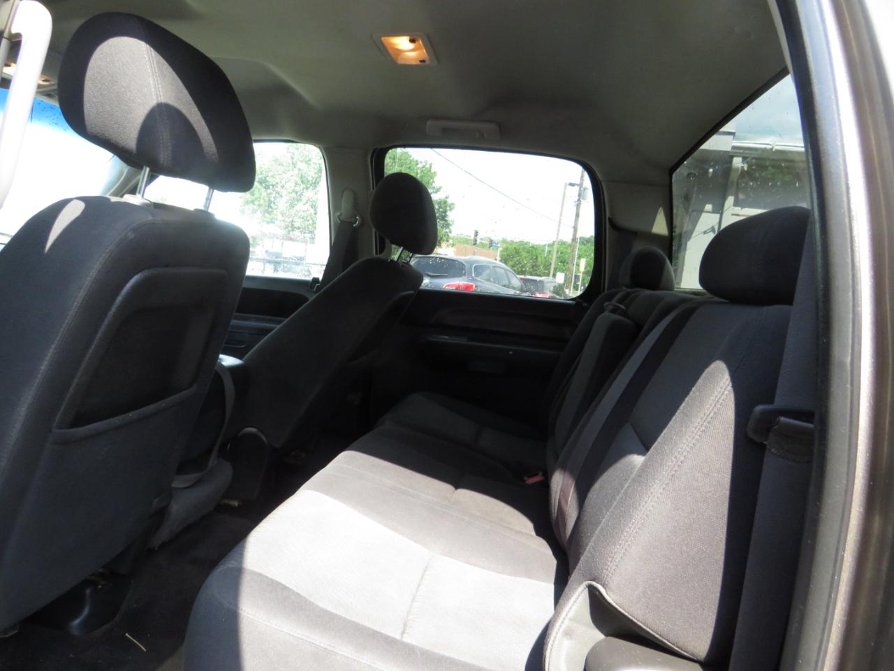 Chevrolet Silverado 1500 4WD Crew Cab 143.5" LS 2013