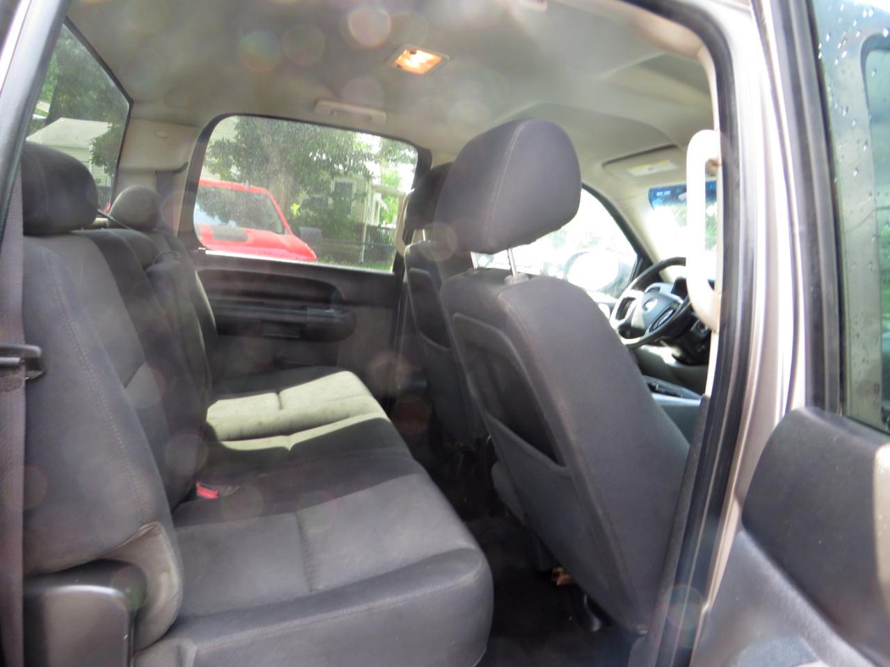Chevrolet Silverado 1500 4WD Crew Cab 143.5" LS 2013