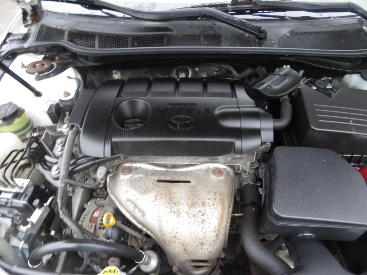 Toyota Camry 4dr Sdn I4 Man LE (Natl) 2011