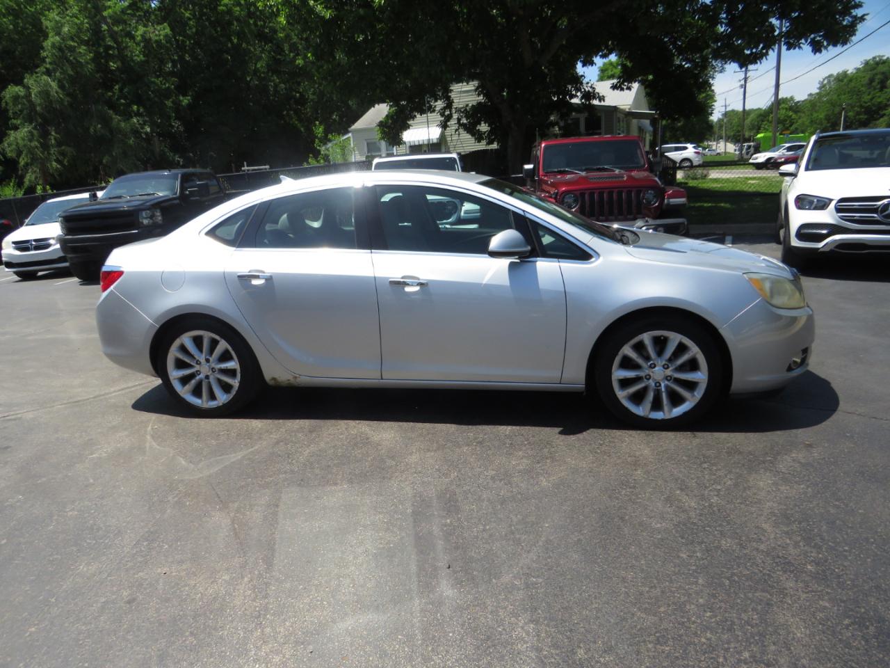 Buick Verano 4dr Sdn 2014
