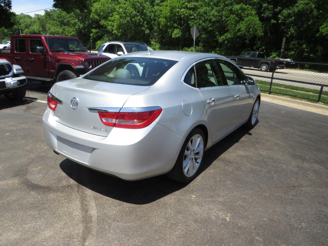 Buick Verano 4dr Sdn 2014