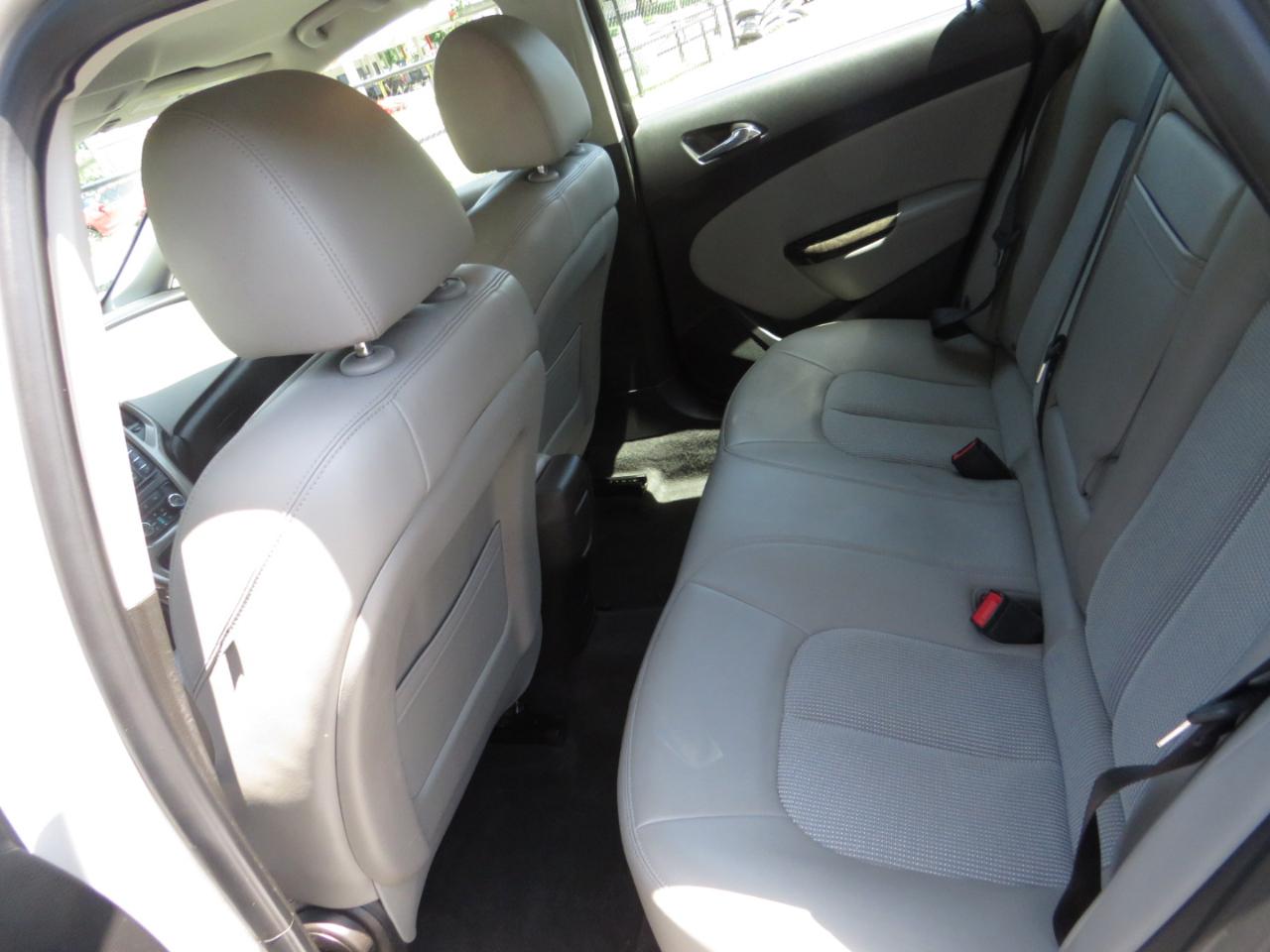Buick Verano 4dr Sdn 2014