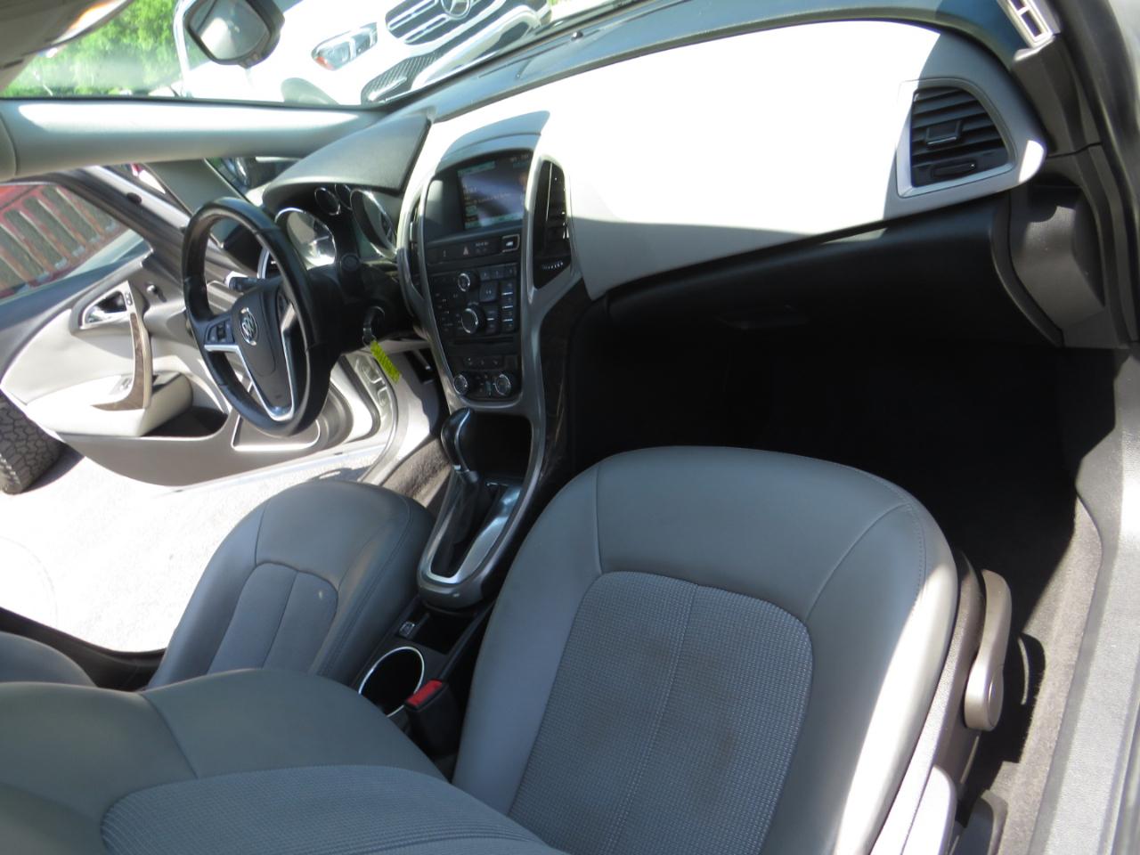 Buick Verano 4dr Sdn 2014