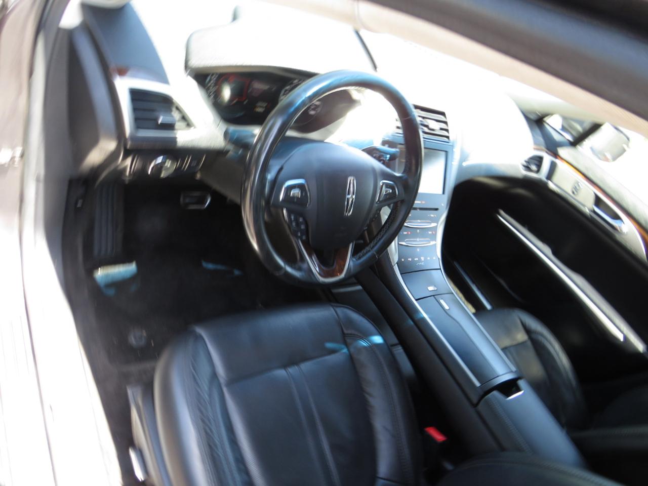 Lincoln MKZ 4dr Sdn FWD 2016