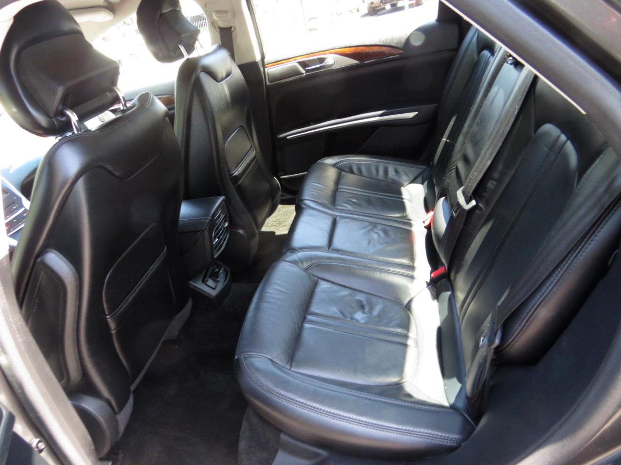 Lincoln MKZ 4dr Sdn FWD 2016