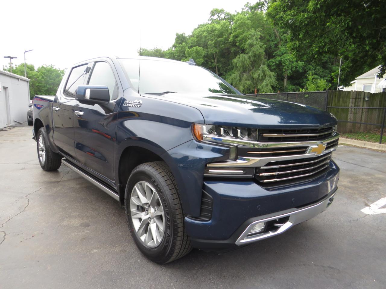 Chevrolet Silverado 1500 4WD Crew Cab 147" High Country 2020