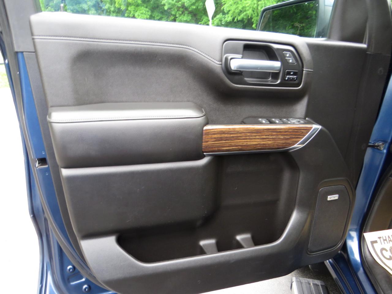 Chevrolet Silverado 1500 4WD Crew Cab 147" High Country 2020