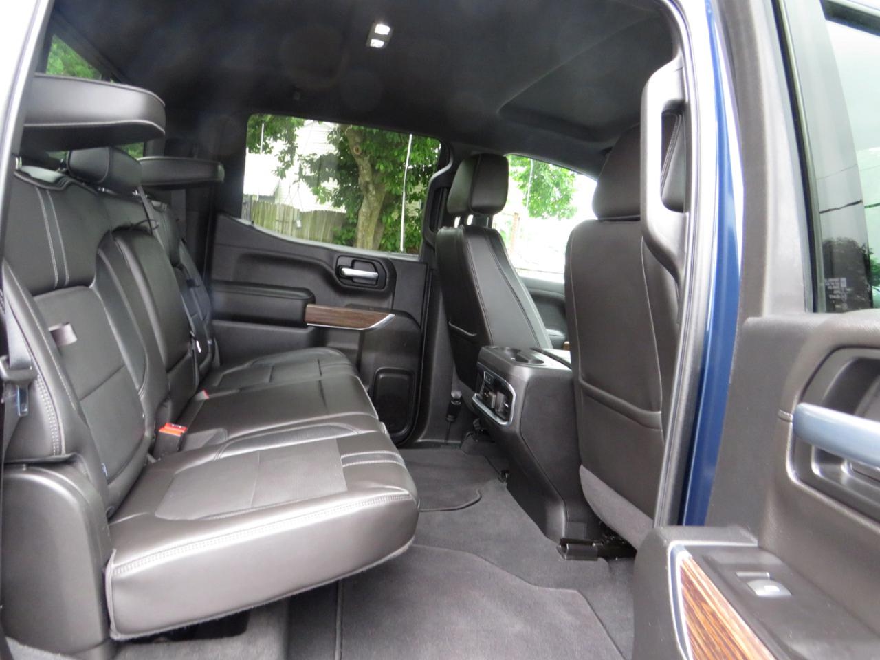 Chevrolet Silverado 1500 4WD Crew Cab 147" High Country 2020
