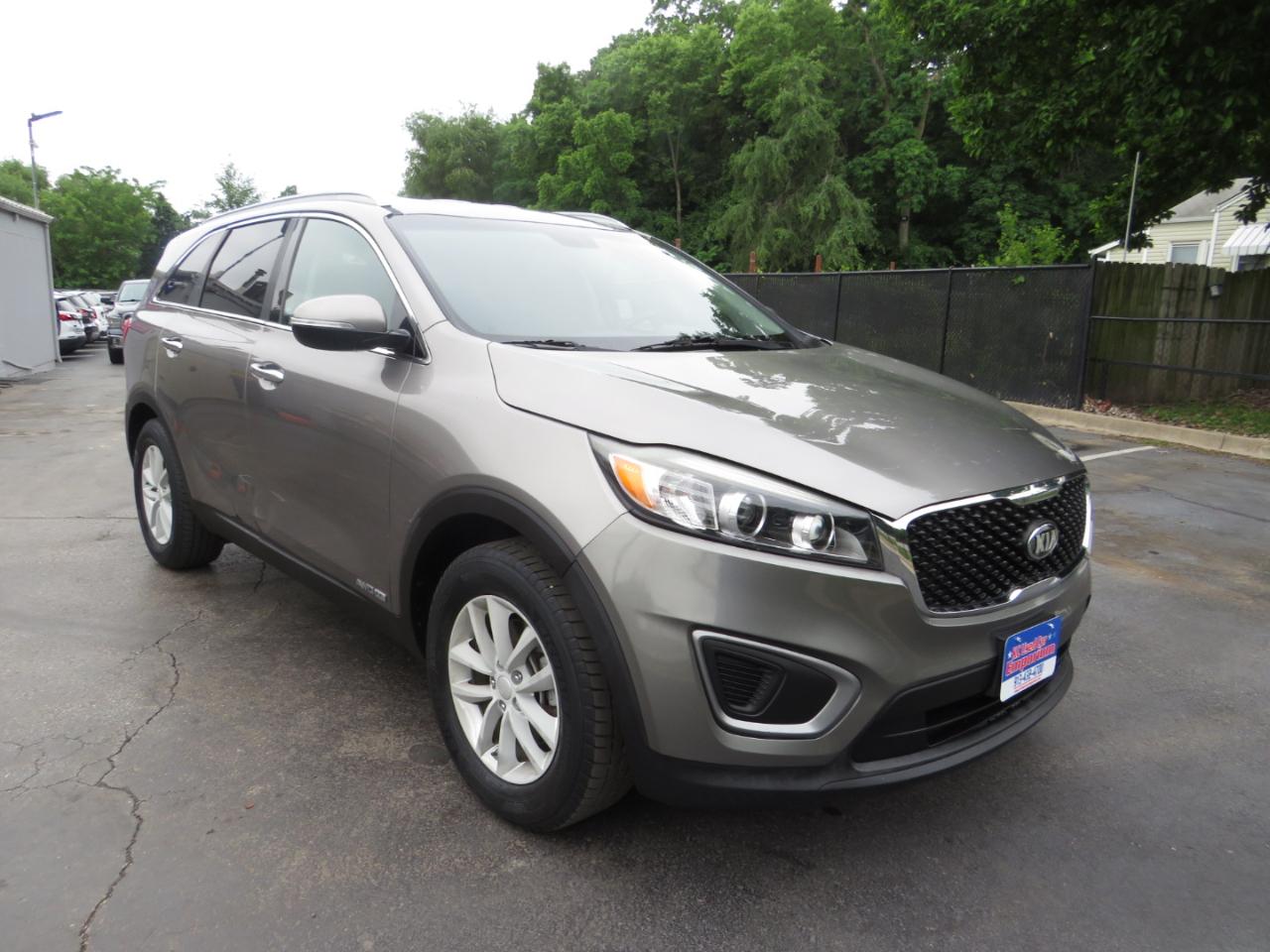 Kia Sorento AWD 4dr 3.3L LX 2016