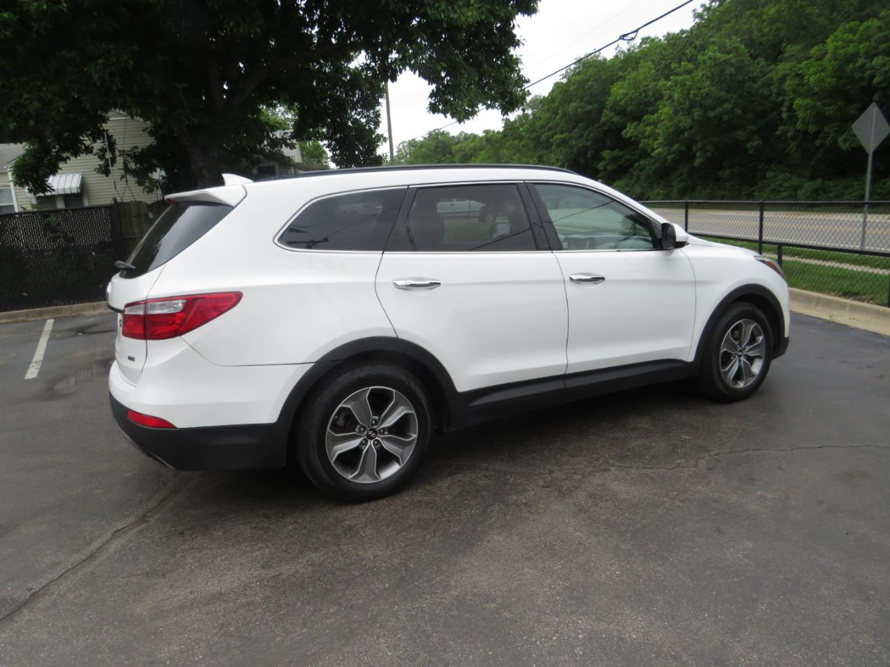 Hyundai Santa Fe AWD 4dr GLS 2015