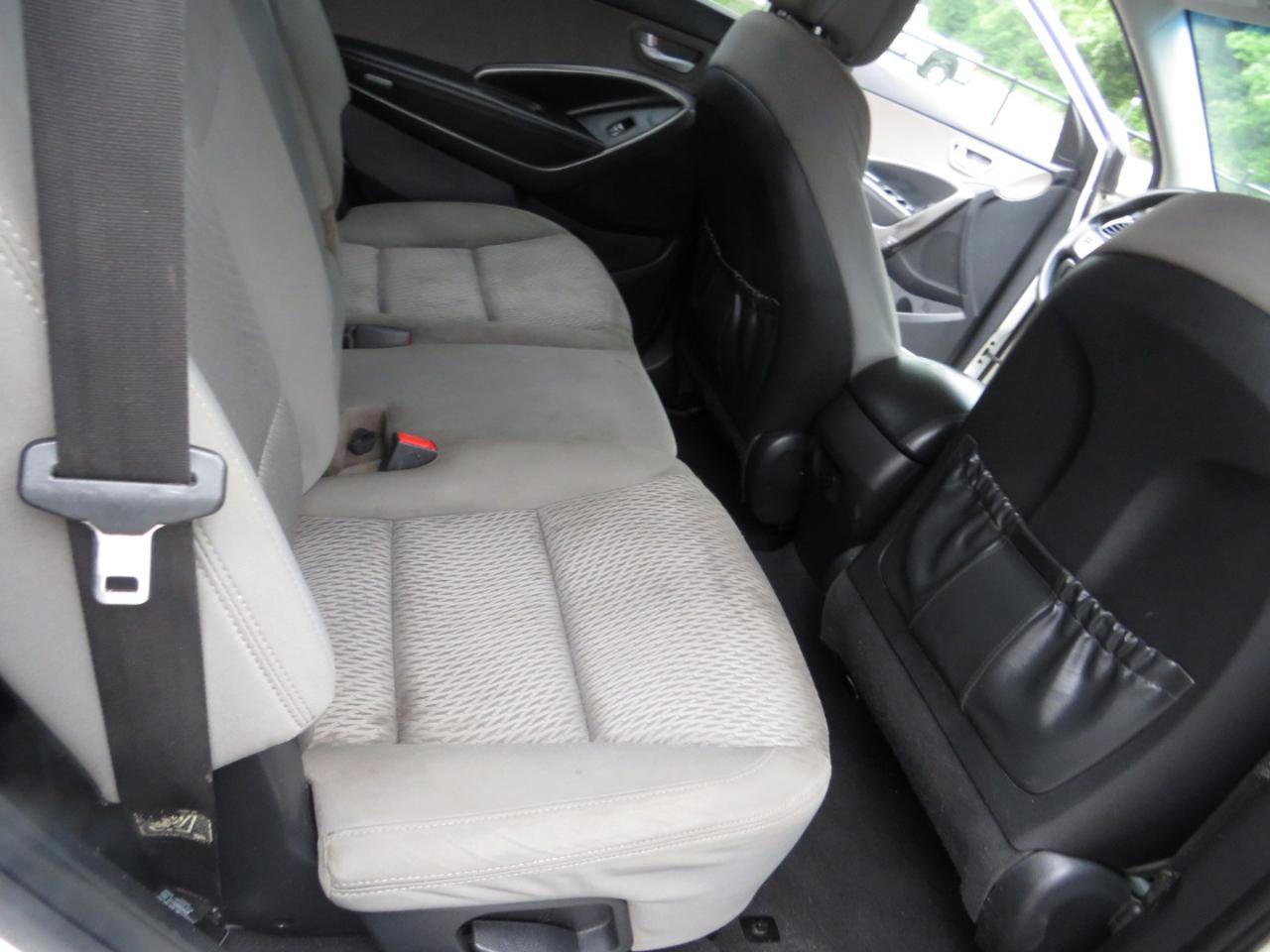 Hyundai Santa Fe AWD 4dr GLS 2015