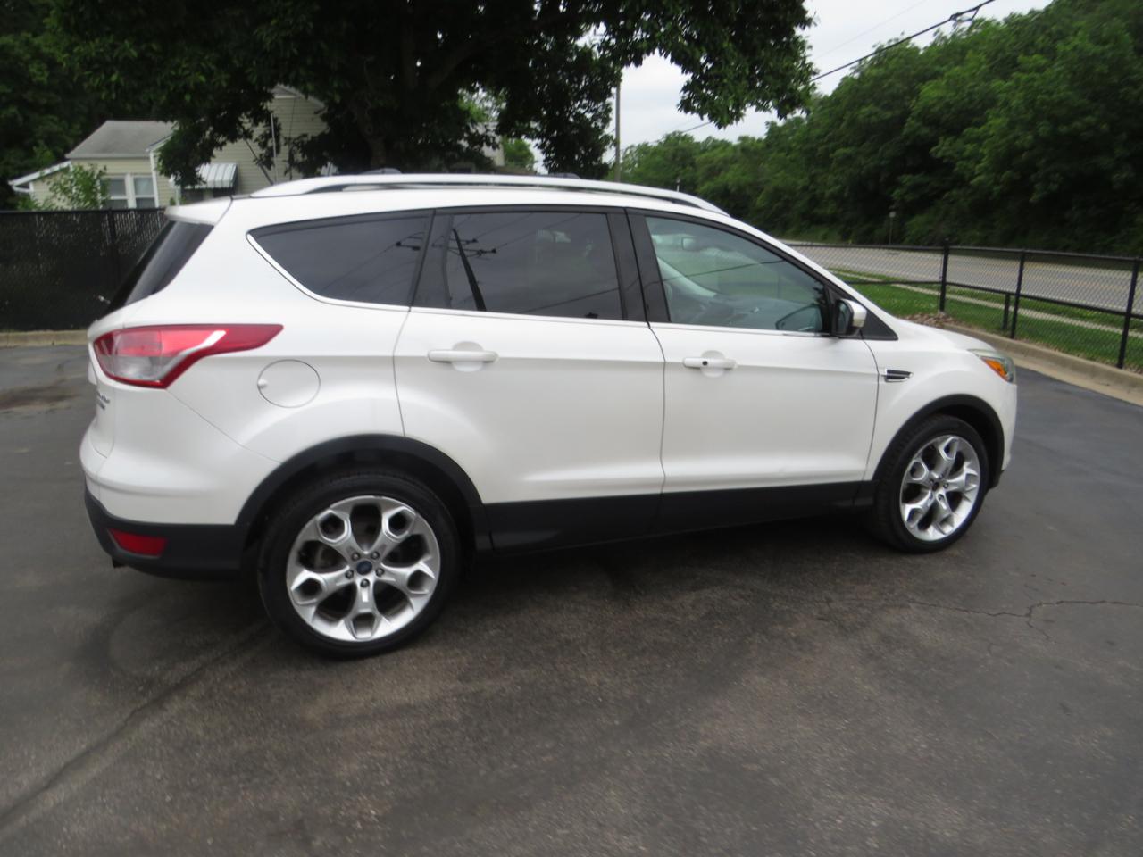 Ford Escape 4WD 4dr Titanium 2013