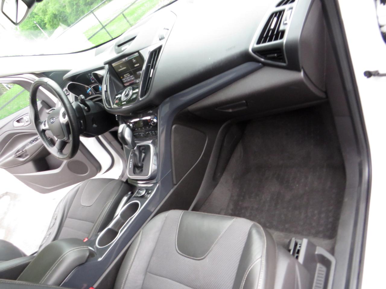 Ford Escape 4WD 4dr Titanium 2013