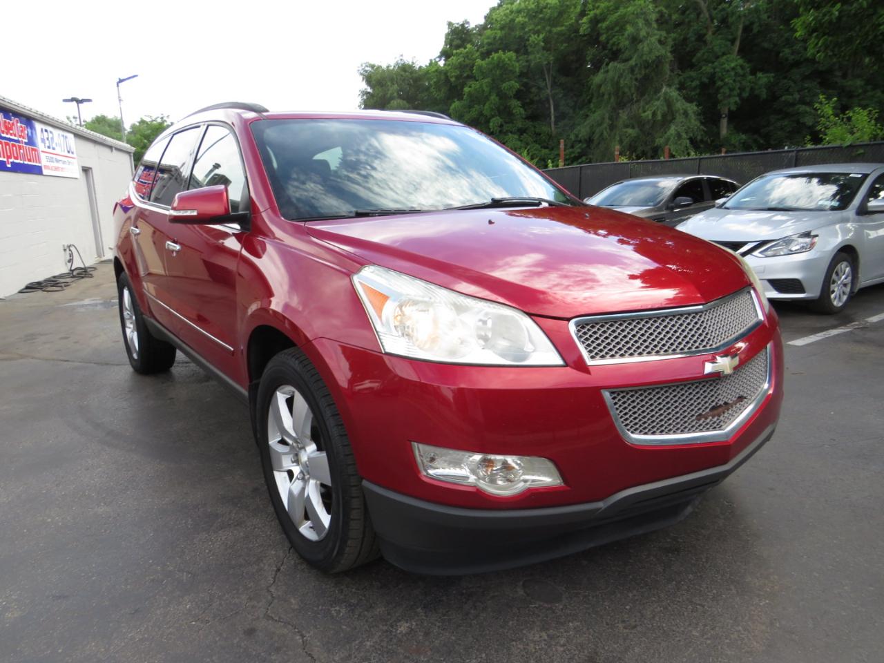 Chevrolet Traverse FWD 4dr LTZ 2012