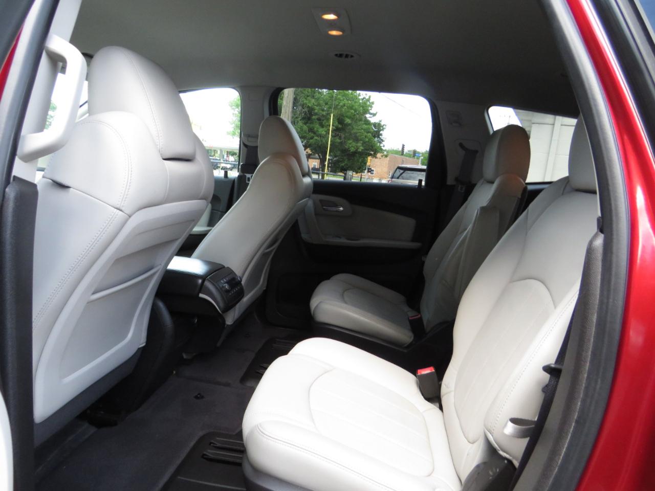 Chevrolet Traverse FWD 4dr LTZ 2012