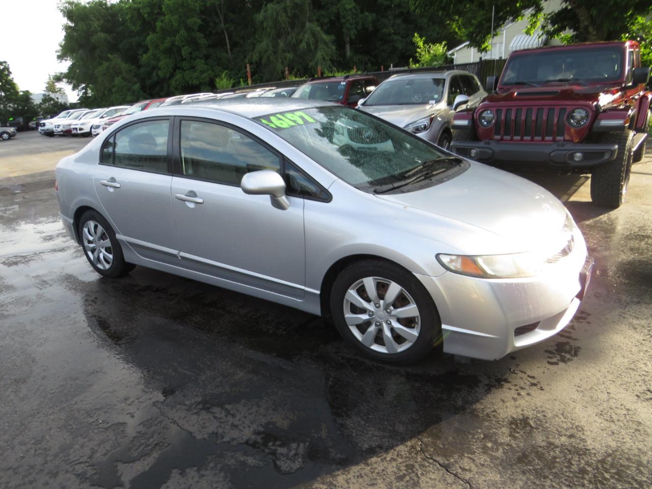 Honda Civic Sdn 4dr Auto LX 2011