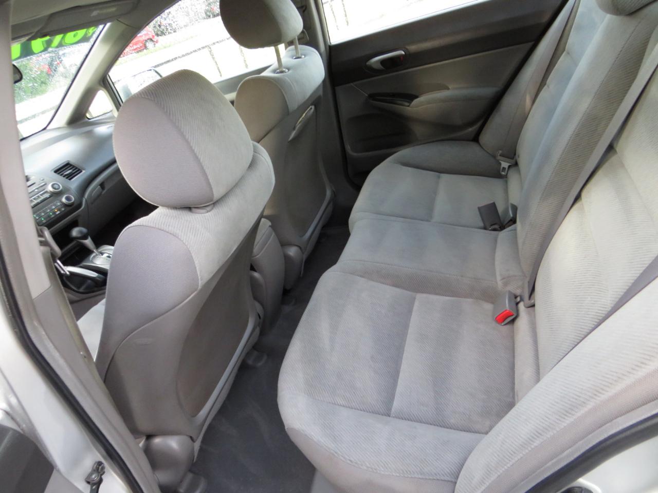 Honda Civic Sdn 4dr Auto LX 2011