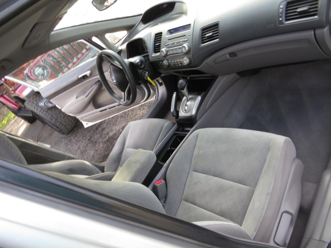 Honda Civic Sdn 4dr Auto LX 2011