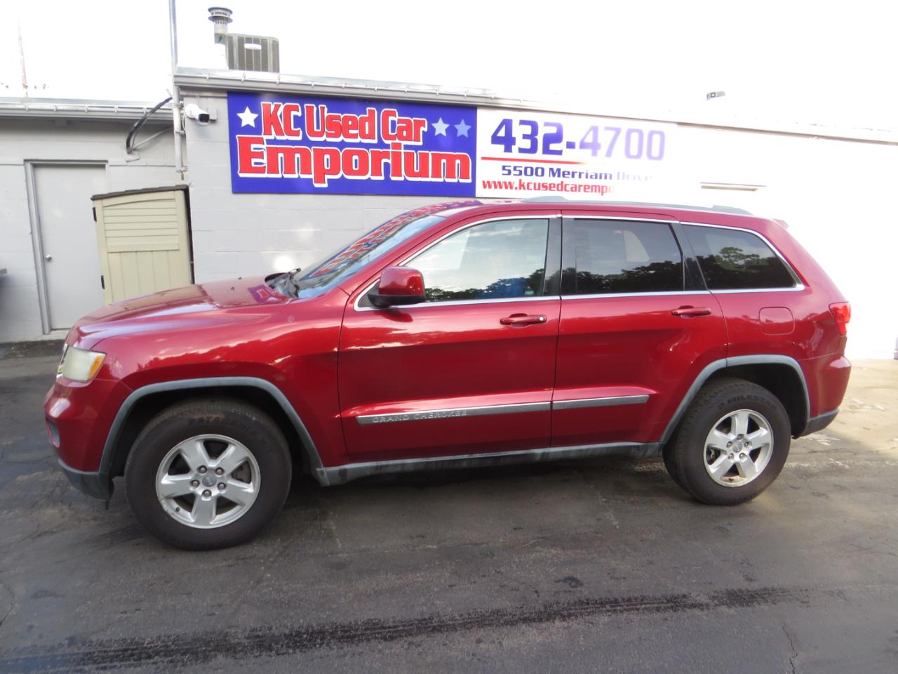 Jeep Grand Cherokee 4WD 4dr Laredo 2011