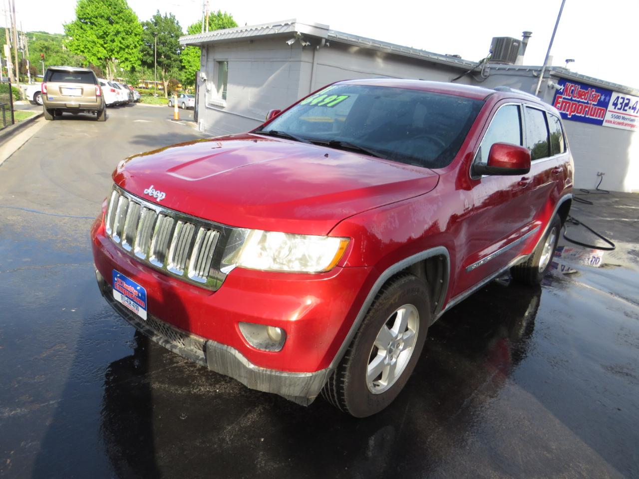 Jeep Grand Cherokee 4WD 4dr Laredo 2011
