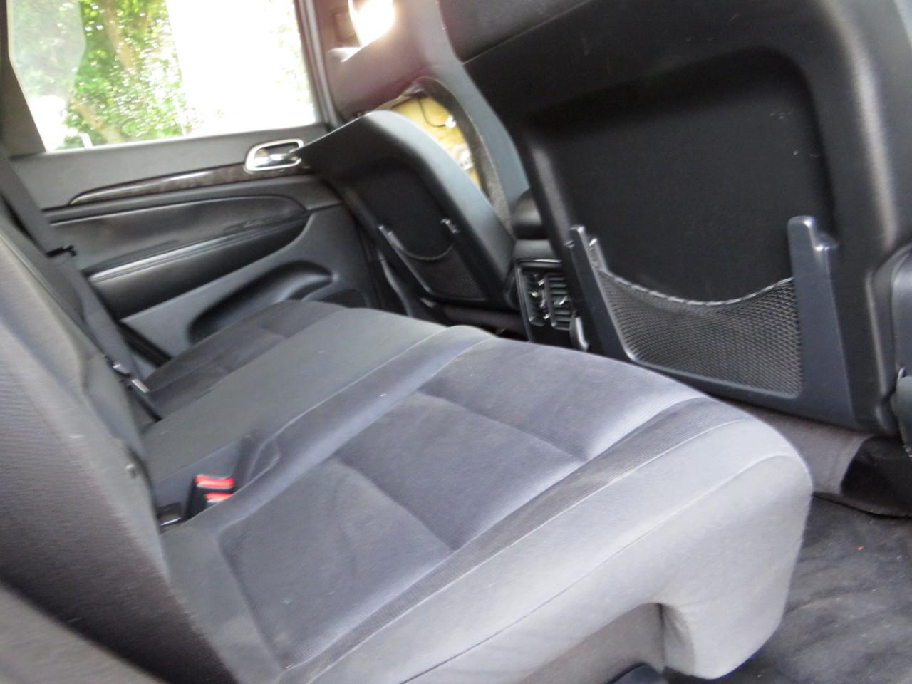 Jeep Grand Cherokee 4WD 4dr Laredo 2011