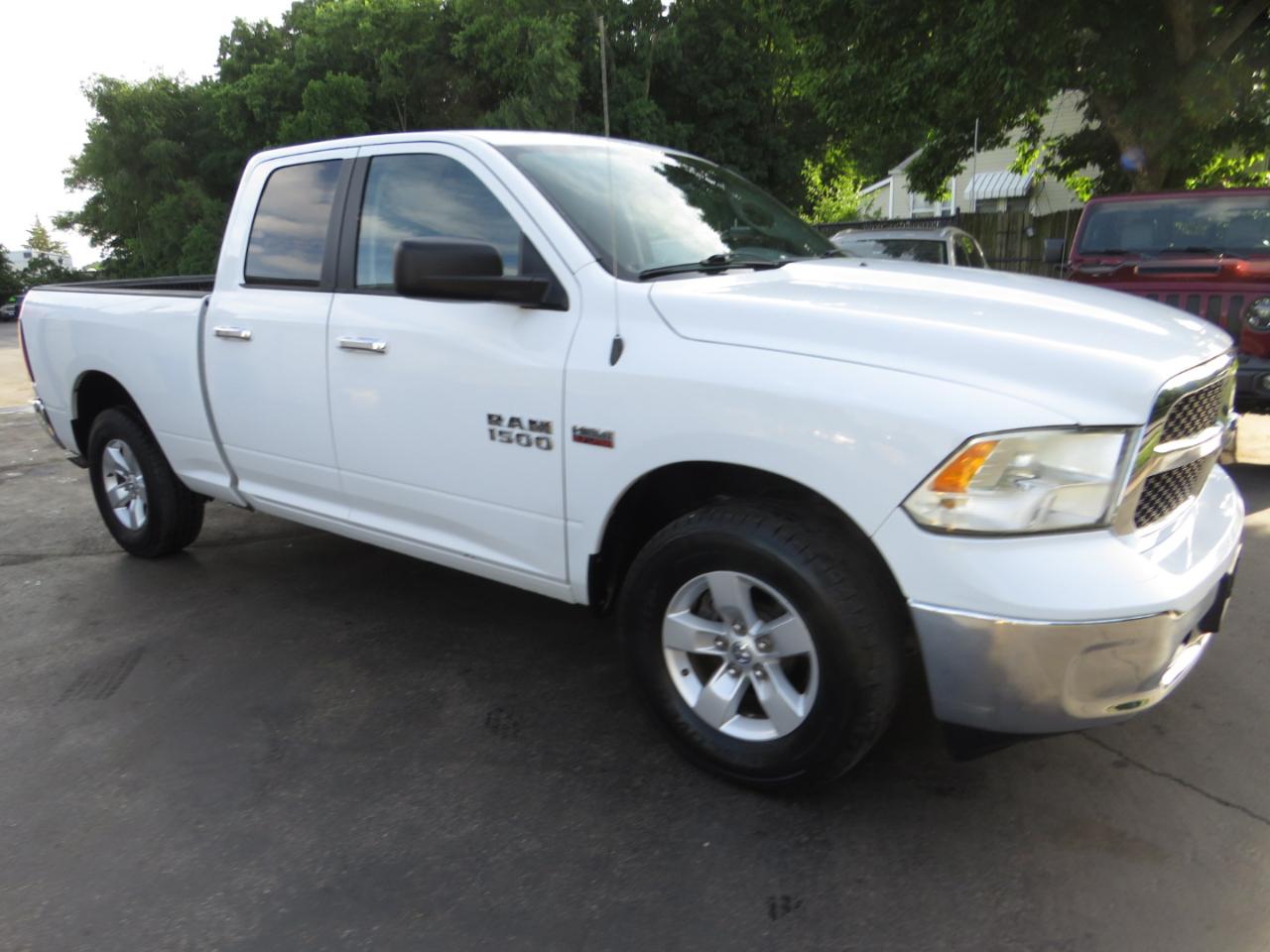 RAM 1500 4WD Quad Cab 140.5" SLT 2014