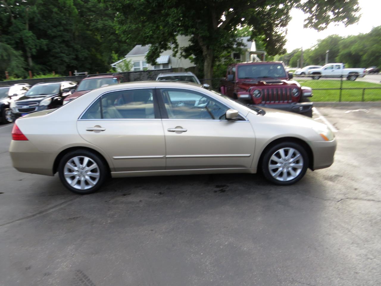 Honda Accord Sdn 4dr V6 AT EX-L w/Navi 2007