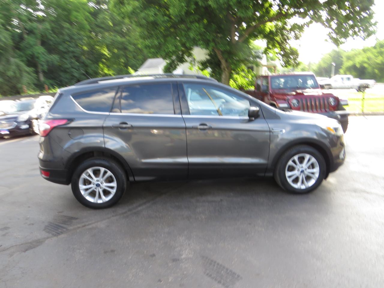 Ford Escape SE FWD 2018