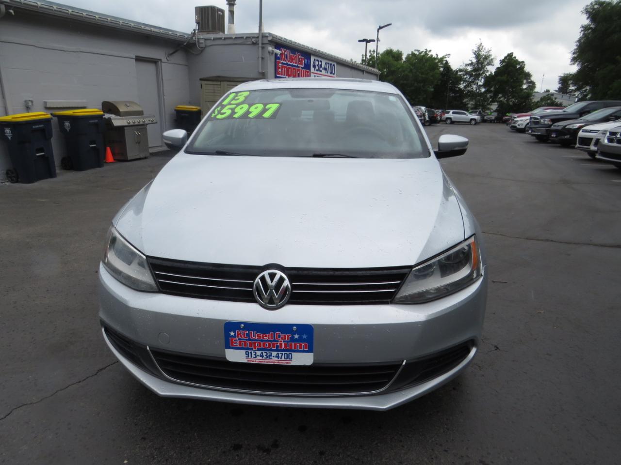 Volkswagen Jetta Sedan 4dr Man SE 2013