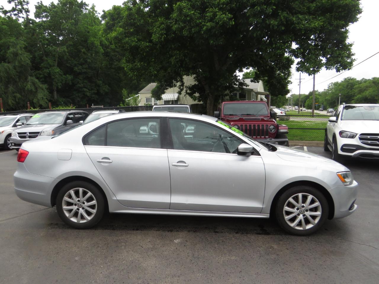 Volkswagen Jetta Sedan 4dr Man SE 2013