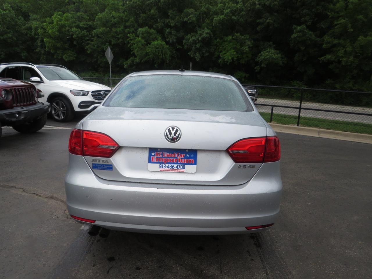Volkswagen Jetta Sedan 4dr Man SE 2013