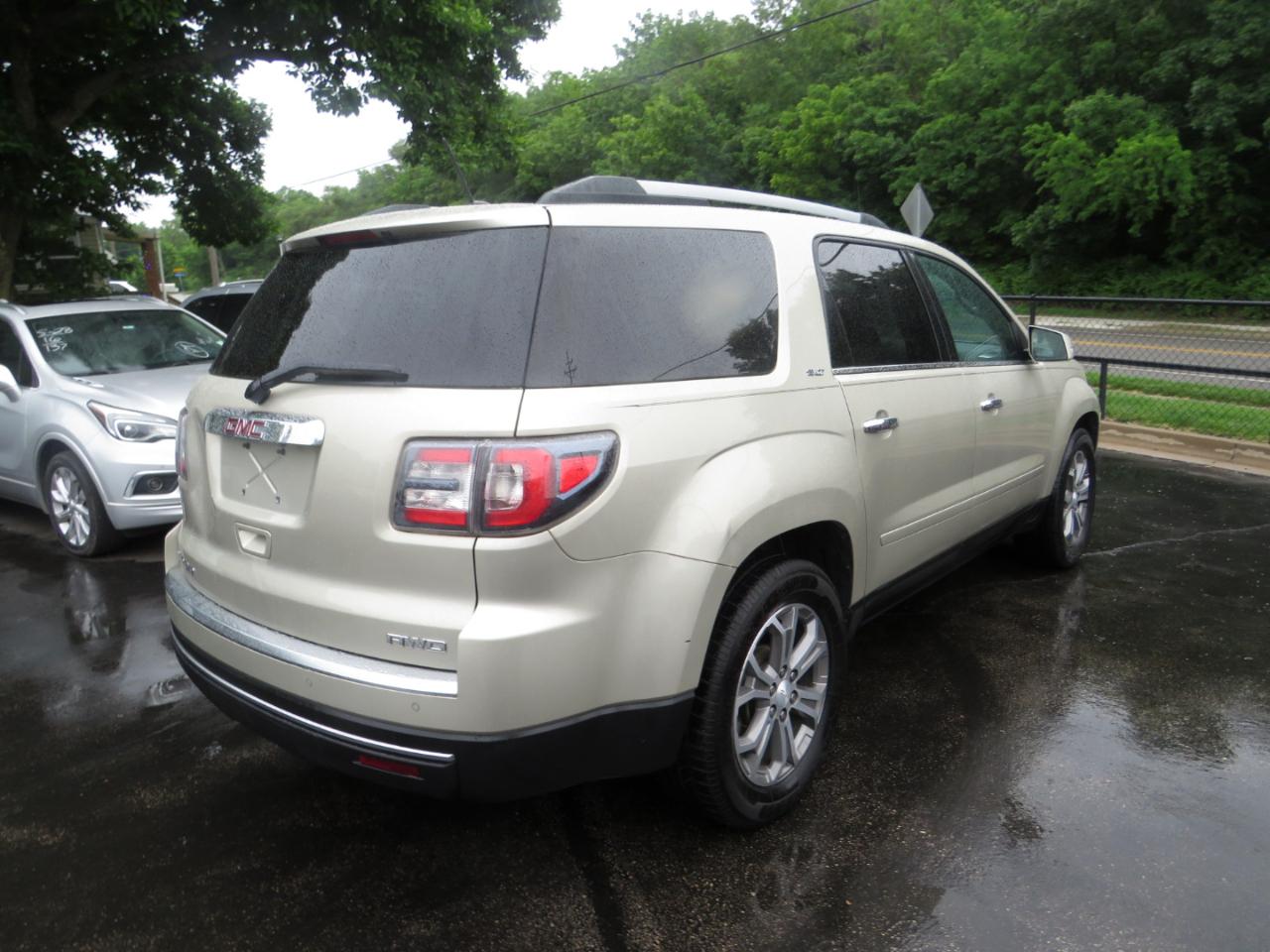 GMC Acadia AWD 4dr SLT w/SLT-2 2015