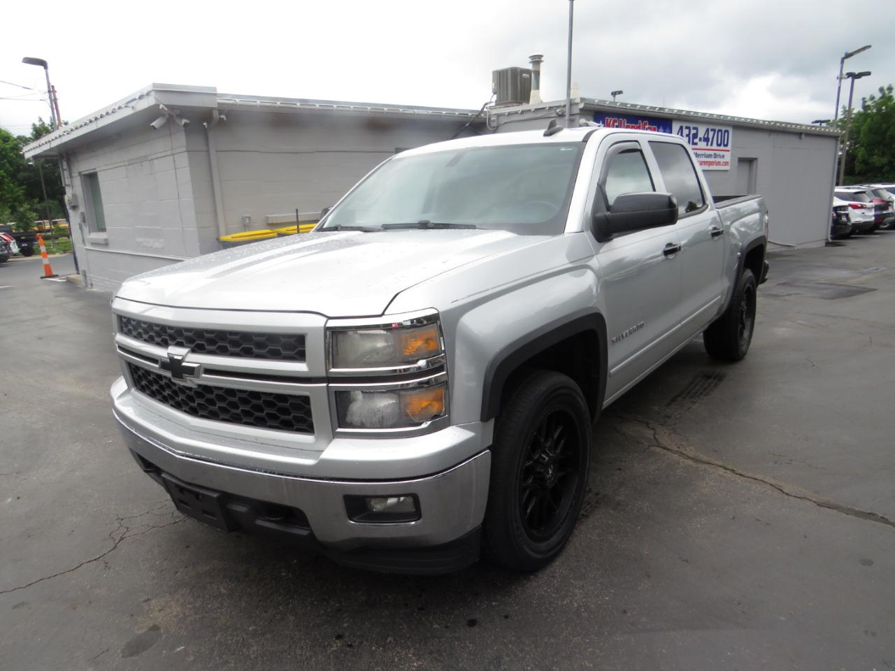 Chevrolet Silverado 1500 4WD Crew Cab 143.5" LT w/1LT 2015