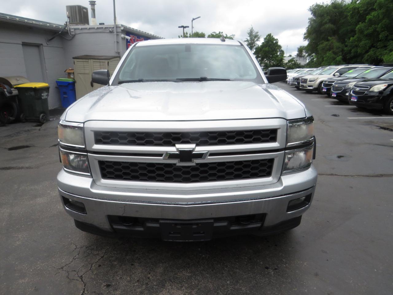 Chevrolet Silverado 1500 4WD Crew Cab 143.5" LT w/1LT 2015