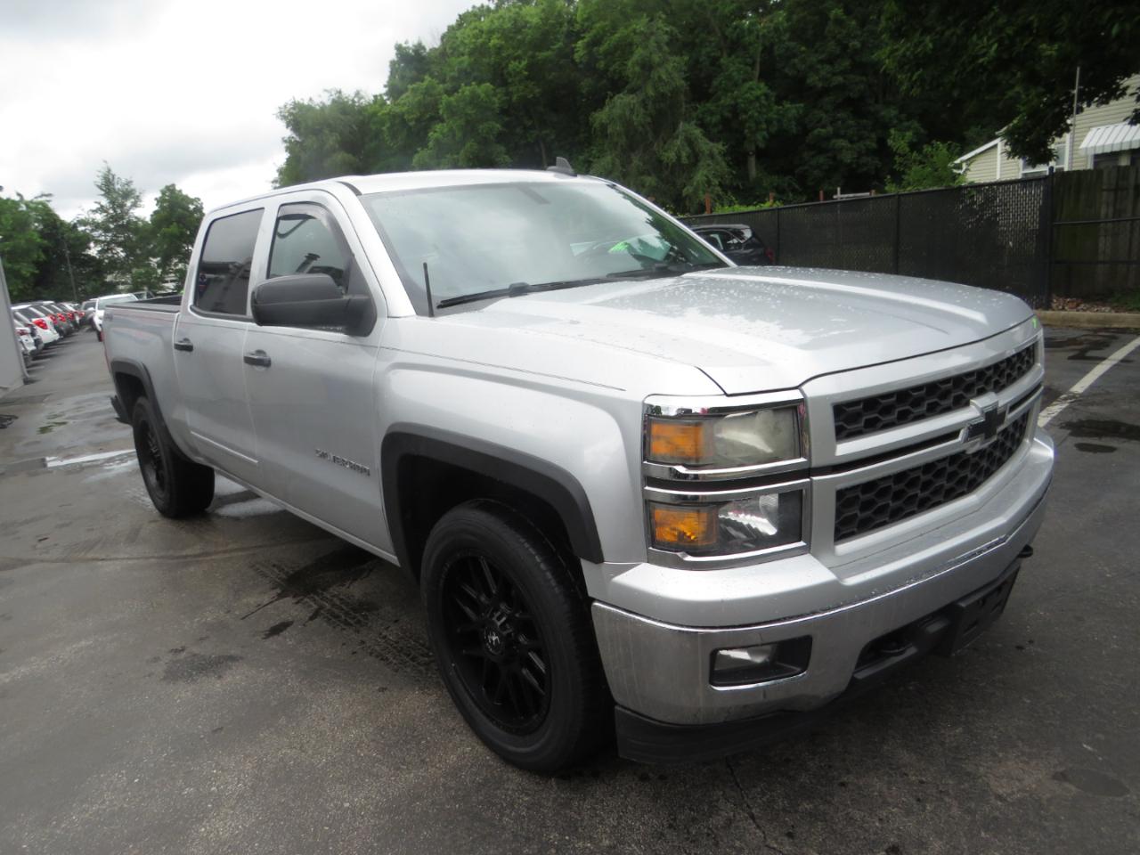 Chevrolet Silverado 1500 4WD Crew Cab 143.5" LT w/1LT 2015
