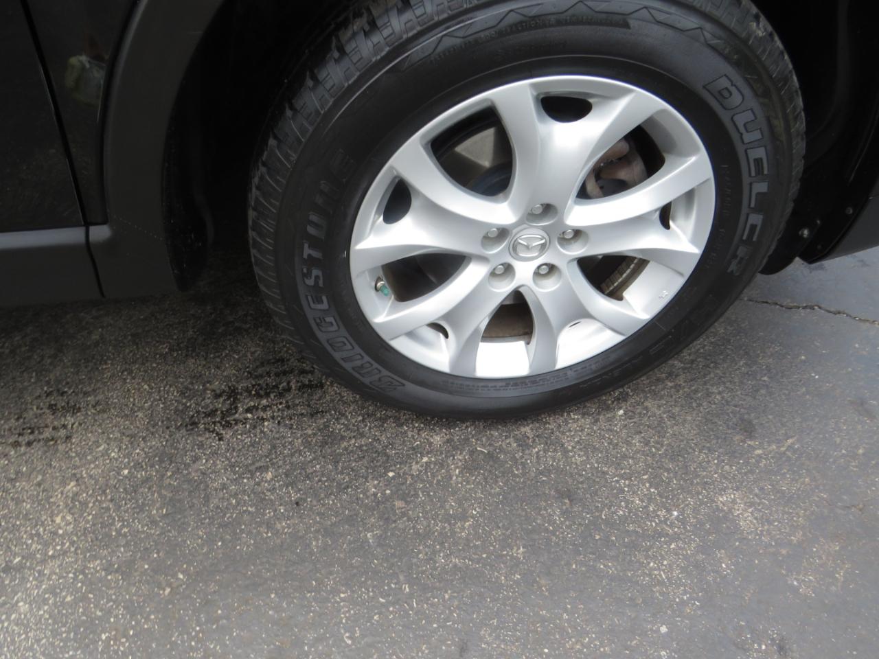 Mazda CX-9 FWD 4dr Touring 2011