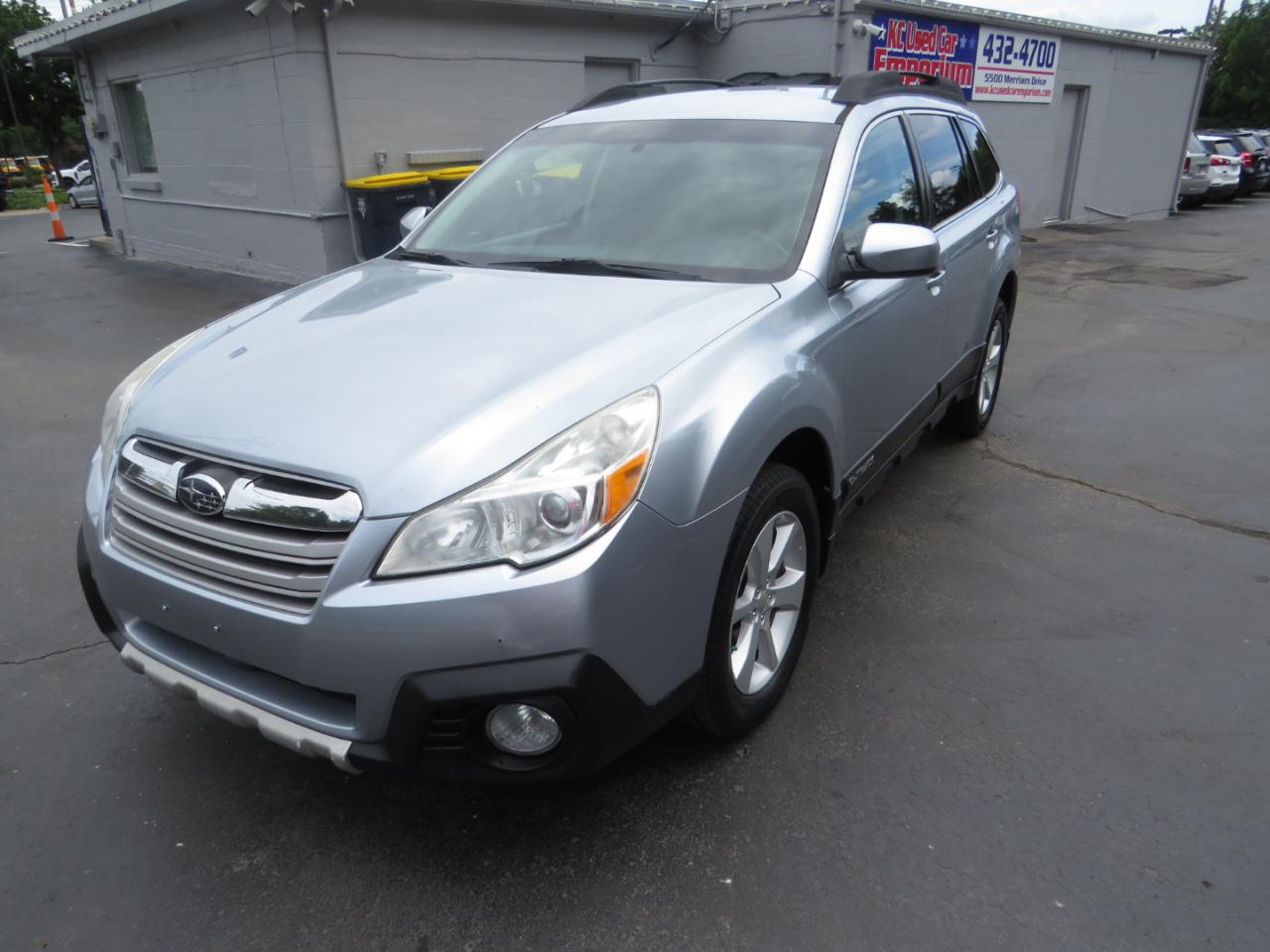 Subaru Outback 4dr Wgn H4 Auto 2.5i Premium 2013