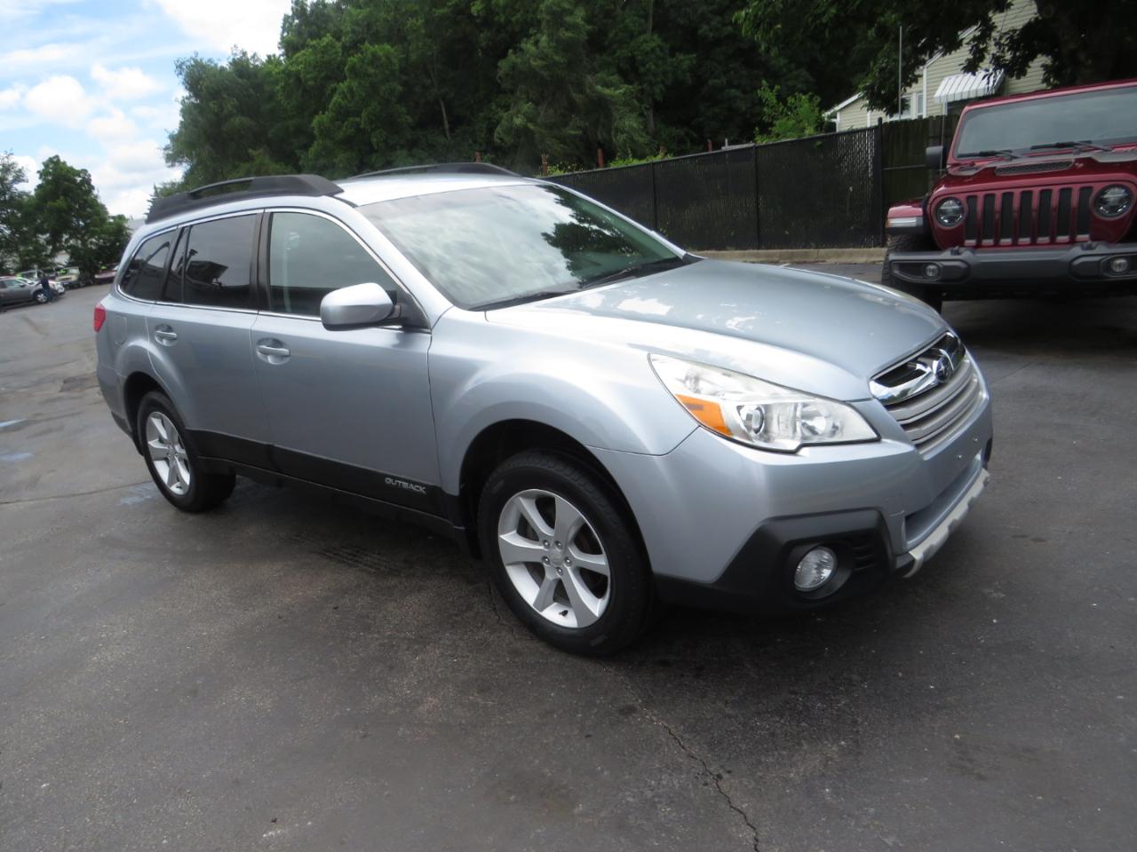 Subaru Outback 4dr Wgn H4 Auto 2.5i Premium 2013