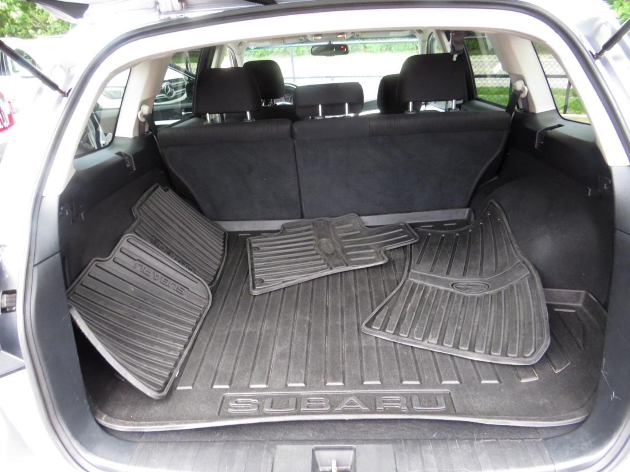 Subaru Outback 4dr Wgn H4 Auto 2.5i Premium 2013