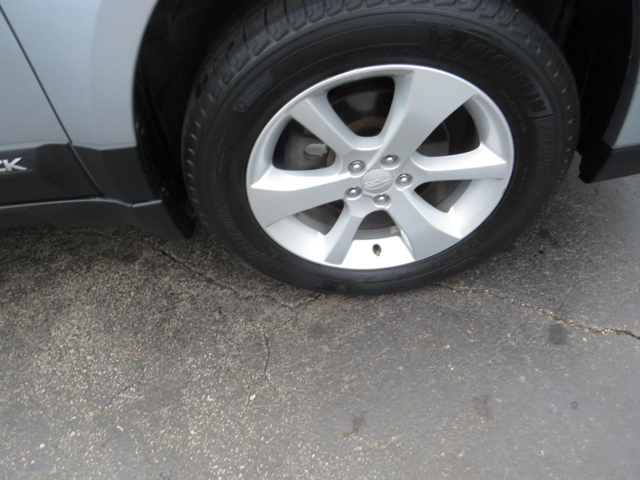 Subaru Outback 4dr Wgn H4 Auto 2.5i Premium 2013